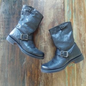 Beautiful Frye boots size 8 1/2